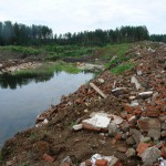 За Карпинском появилась несанкционированная свалка строительных отходов