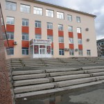 У здания администрации Карпинска отремонтируют входную группу
