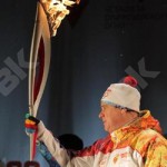 Эстафета Олимпийского огня в Екатеринбурге началась с ЧП