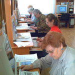 В Карпинске открыт набор по обучению пожилых граждан навыкам работы на компьютере