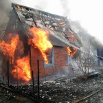 В коллективном саду Карпинска при пожаре погиб мужчина