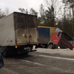 На Серовском тракте серьезное ДТП. Под колесами грузовика погиб мужчина