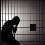 В Карпинске подозреваемый в изнасиловании не задержан