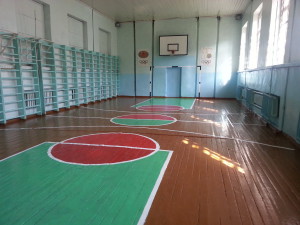 Спортивный зал хоть завтра готов принять учеников. Фото: Юлия Пивоварова, «ВК»