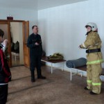 Карпинская дружина юных пожарных готовится к всероссийским состязаниям. Тренируются на 