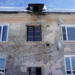 Защита фасада от осадков в старых домах давно отжила сове