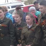 Ученики местной школы спели песню "День Победы"