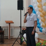 Николай Гурьянов поздравил учеников с окончанием школы